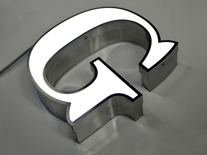 ステンレス製LED文字