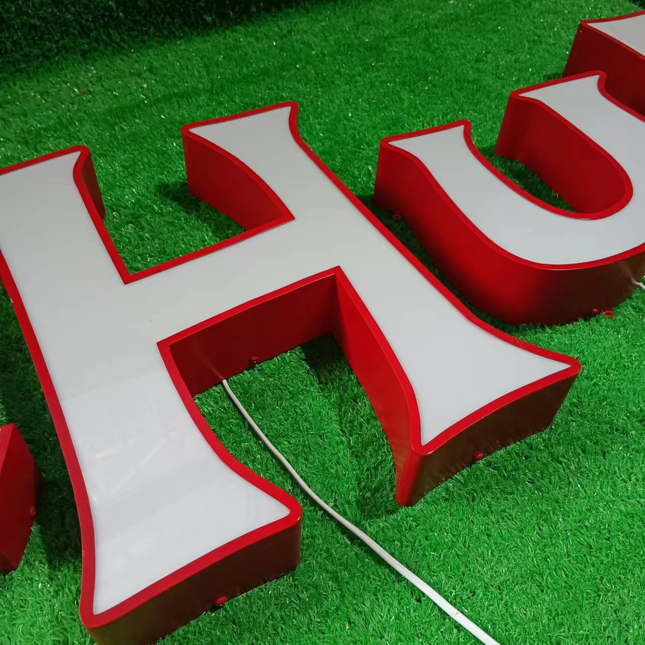 ステンレス製LED文字