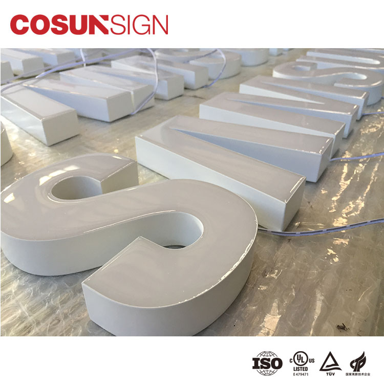 樹脂文字（発光タイプ）